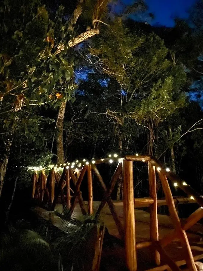Lodge Blue Monkey Chemuyil Villa