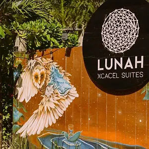 Lunah Xcacel Suites Apartment